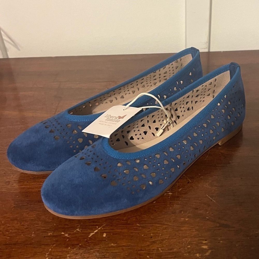 NWT cobalt Blue leather Suede Flats with Cutout Design 8 (39)Italian made